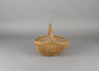 Siletz%20artist%2C%20%3Cb%3E%3Ci%3E%20Handled%20Gathering%20Basket%3C%2Fi%3E%3C%2Fb%3E%2C%20ca.%201850%2C%20hazel%2C%20Gift%20of%20the%20Harris%20Family%20descendants%2C%20Port%20Orford%2C%20Oregon%2C%20no%20known%20copyright%20restrictions%2C%202005.73.13
